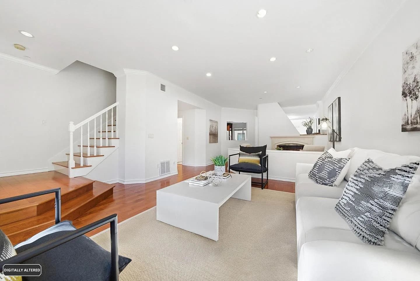 994 La Mesa Ter Unit F, listing photograph 1