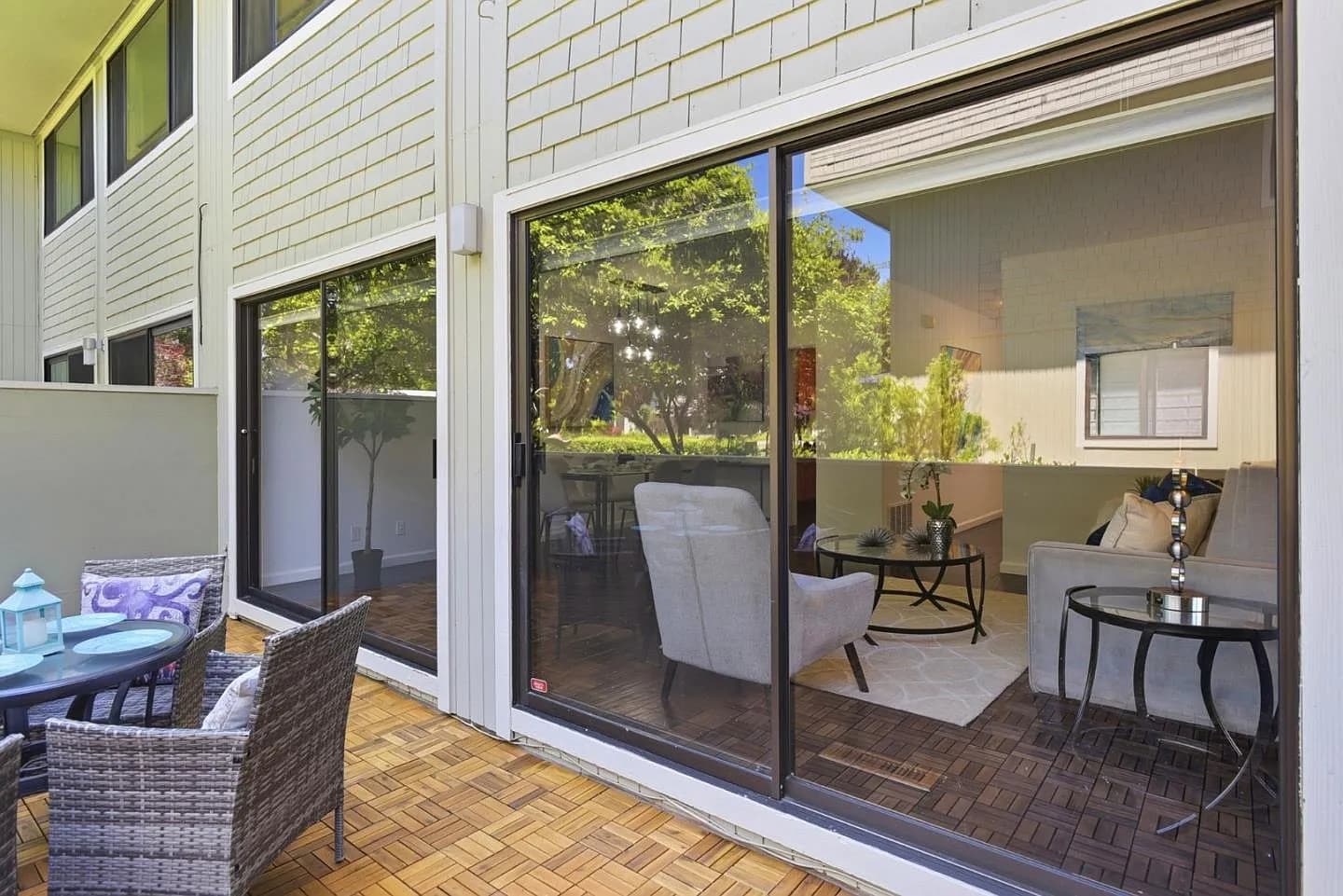 2315 Sharon Rd, listing photograph 1