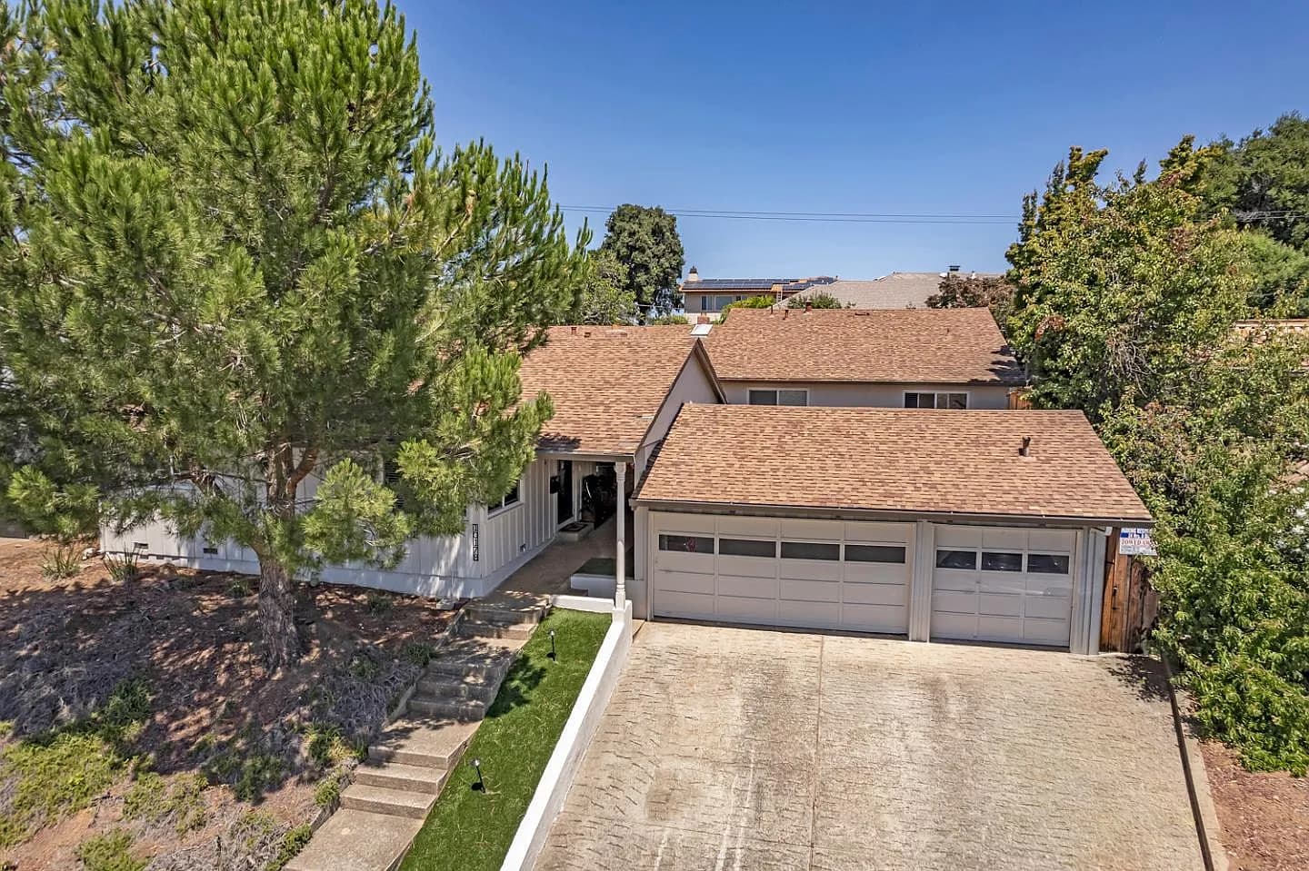 10178 Alpine Dr, listing photograph 1