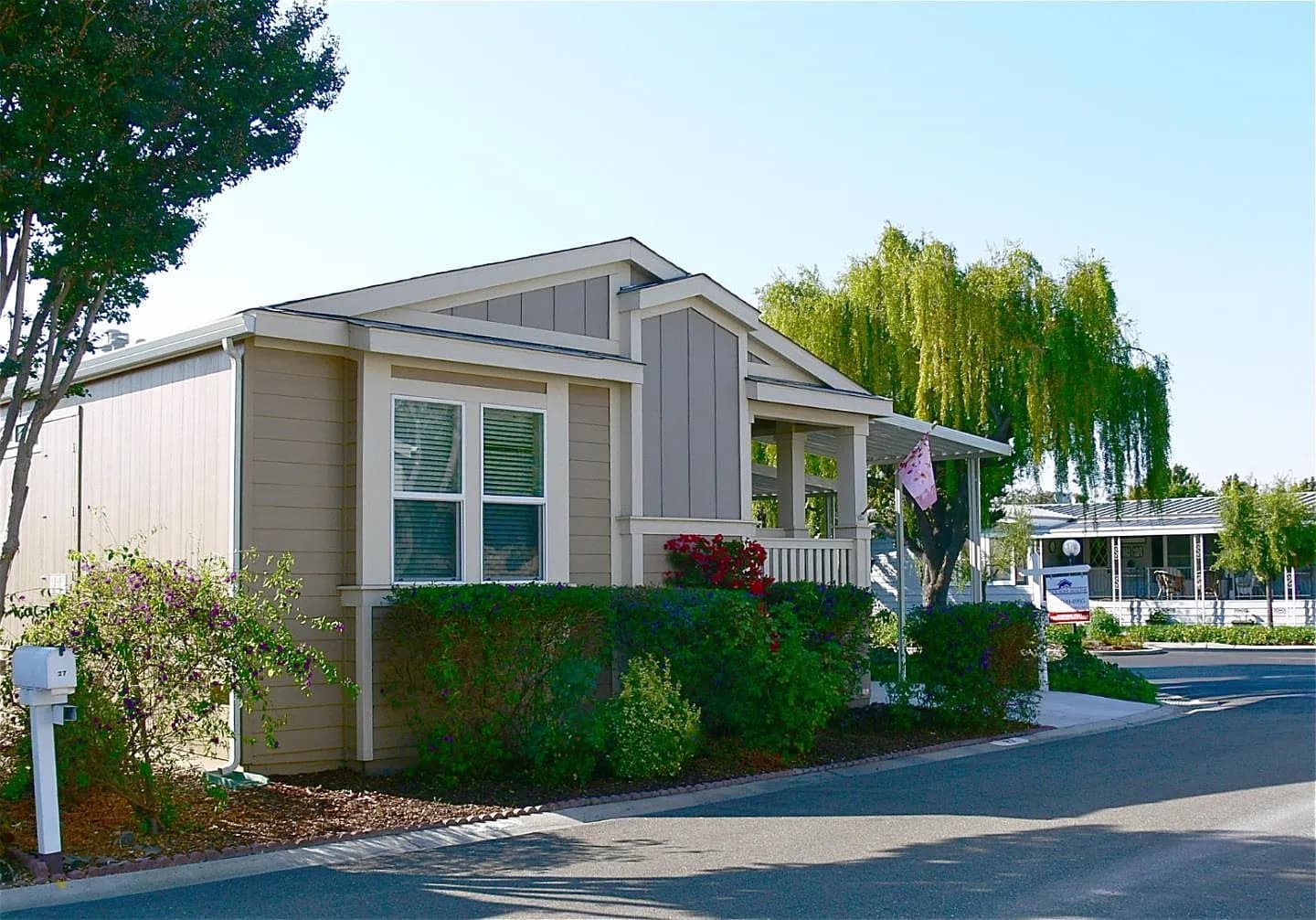 1111 Morse Ave Space 27, listing photograph 1