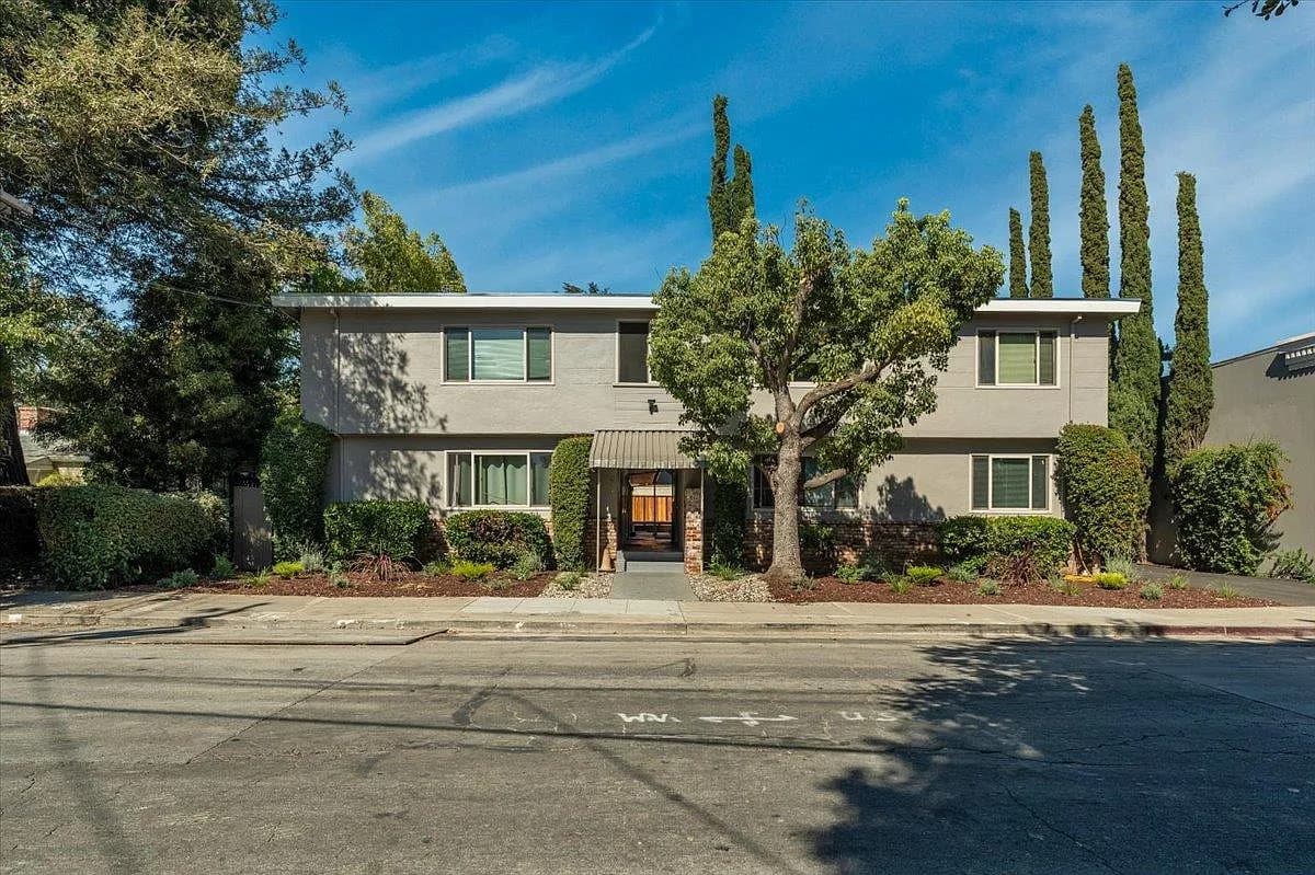 Roble Menlopark, listing photograph 1