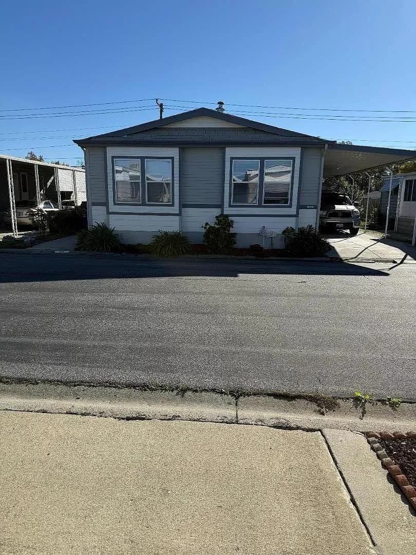1225 Vienna Dr Spc 38, listing photograph 1