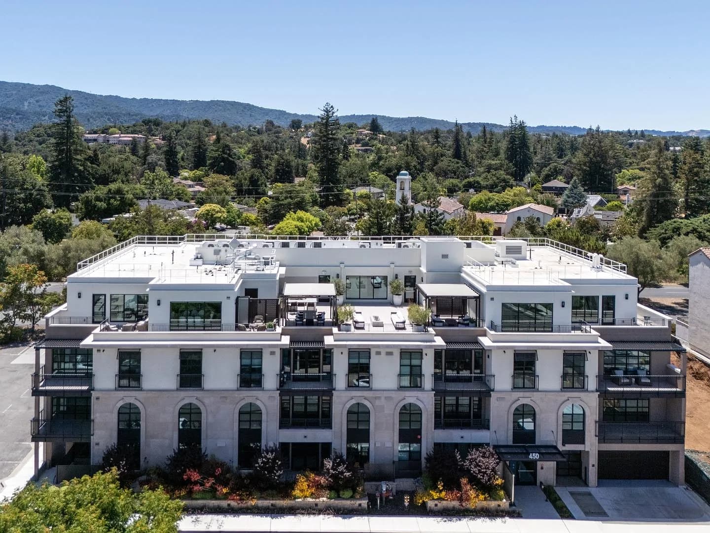 450 1st St #109, listing photograph 1