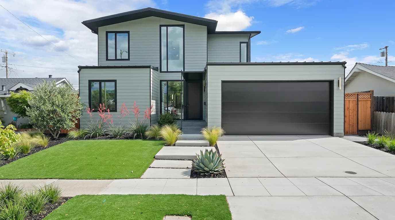 1101 May Brown Ave, listing photograph 1