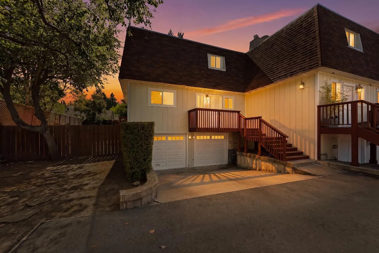 135 E Okeefe St #4, listing photograph 1