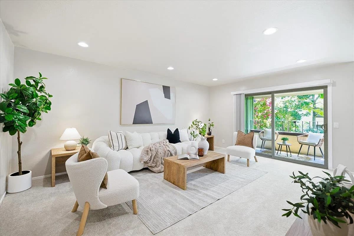 777 San Antonio Rd APT 108, listing photograph 1