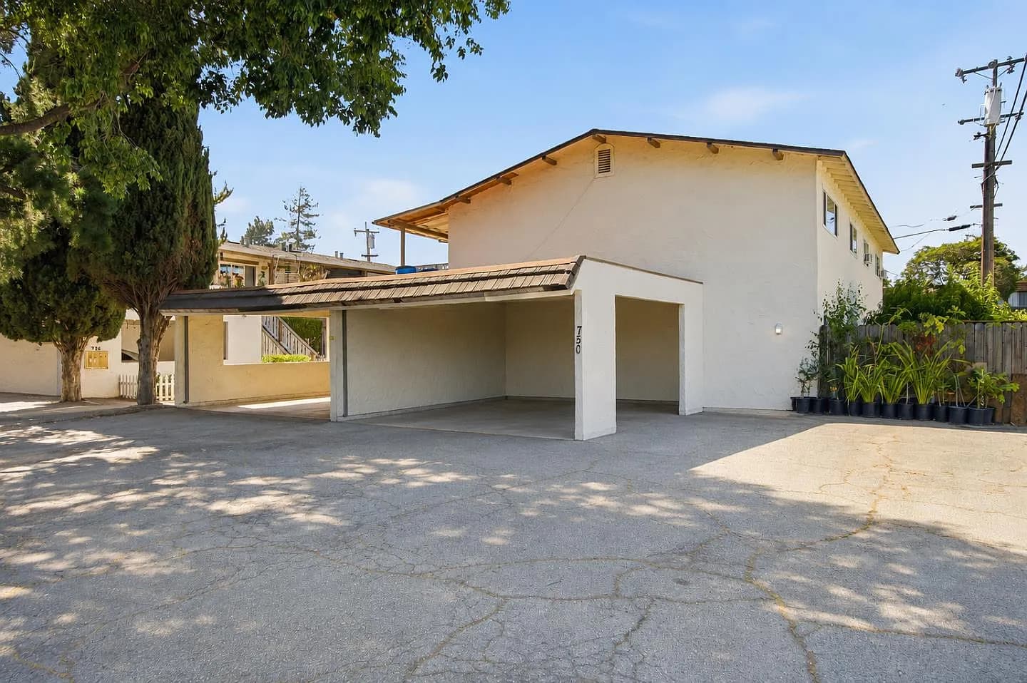 750 Calla Dr, listing photograph 1