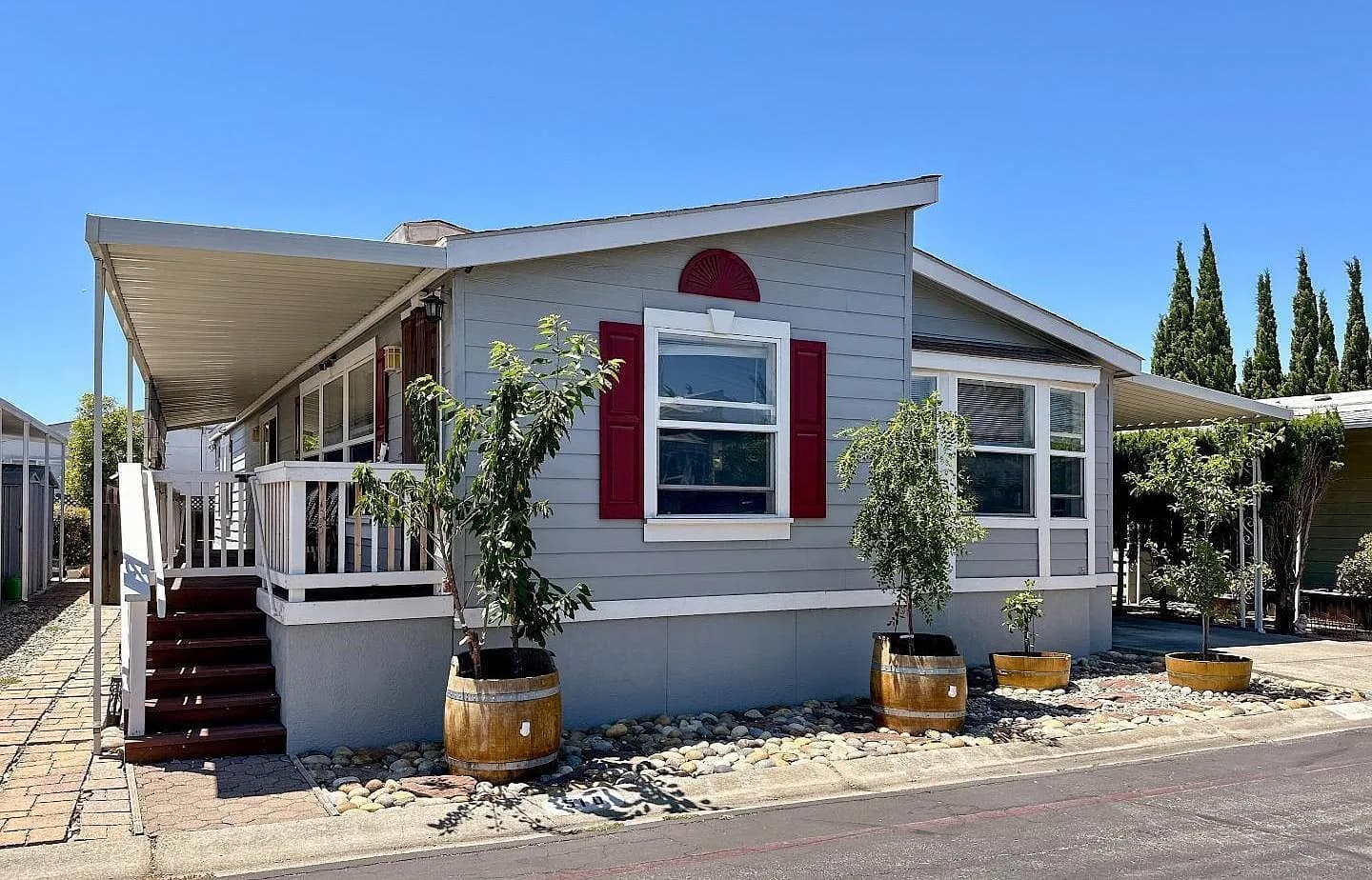 1220 Vienna Dr Spc 510, listing photograph 1