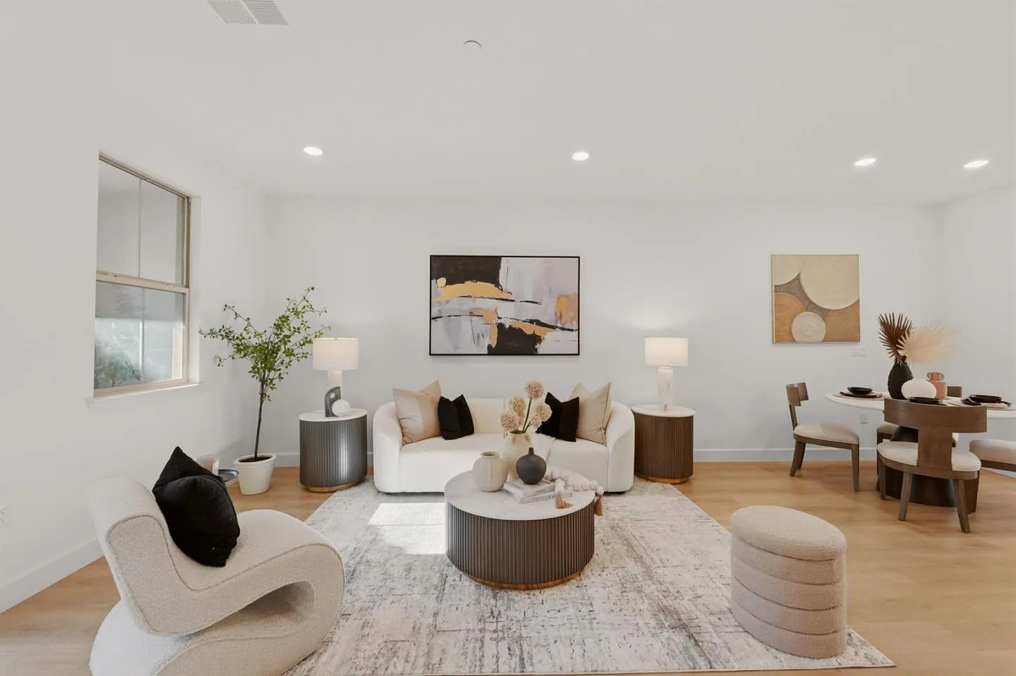 1065 Darwin Ter #3, listing photograph 1