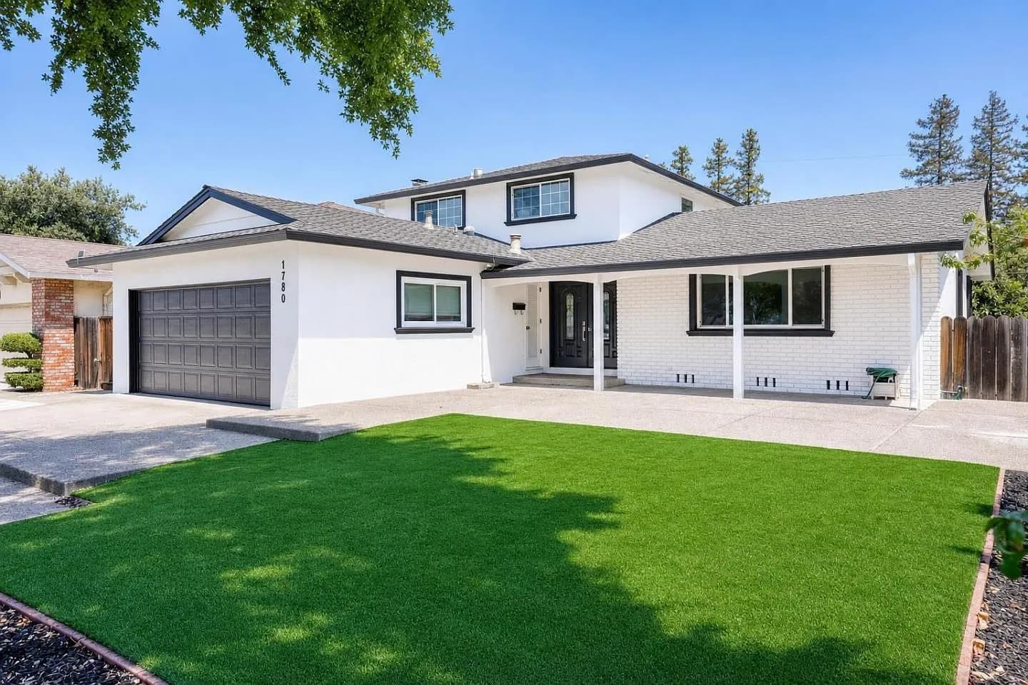 1780 Lark Ln, listing photograph 1