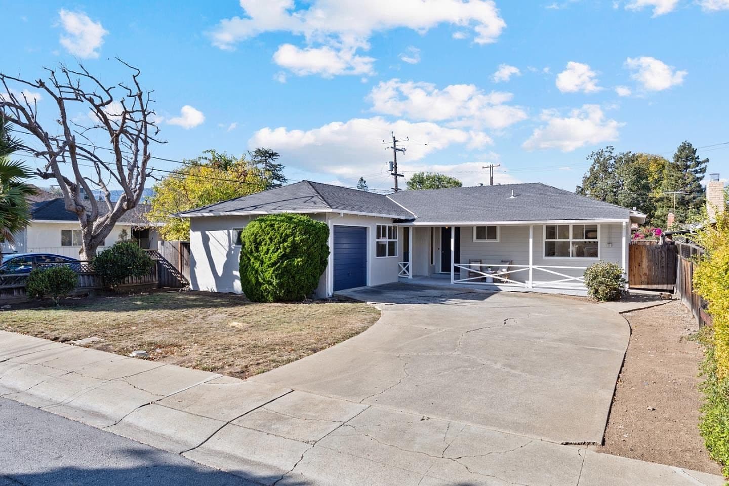 850 Tulane Ct, listing photograph 1
