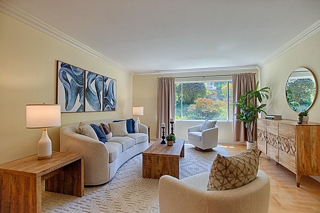 2140 Santa Cruz Ave APT B106, listing photograph 1