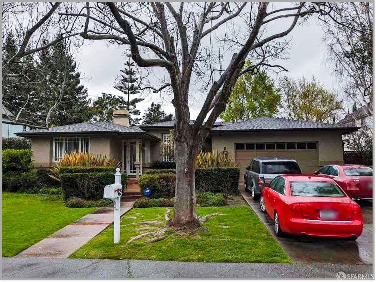 415 Santa Monica Ave, listing photograph 1