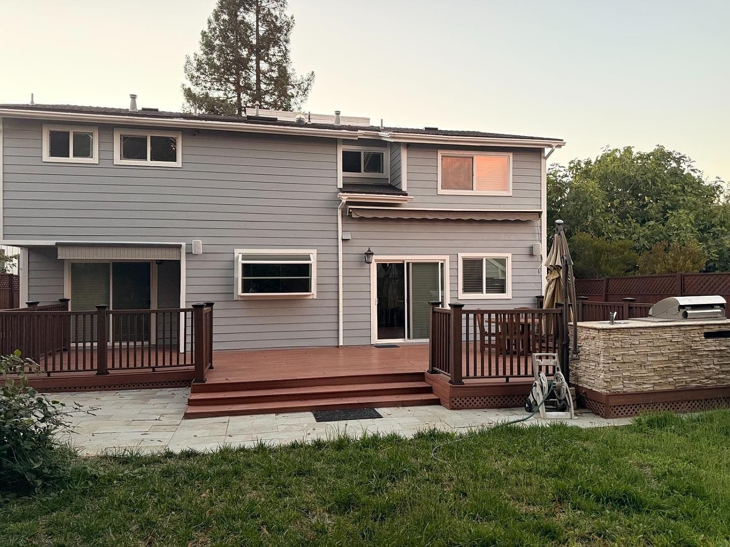 2121 Valparaiso Ave, listing photograph 1