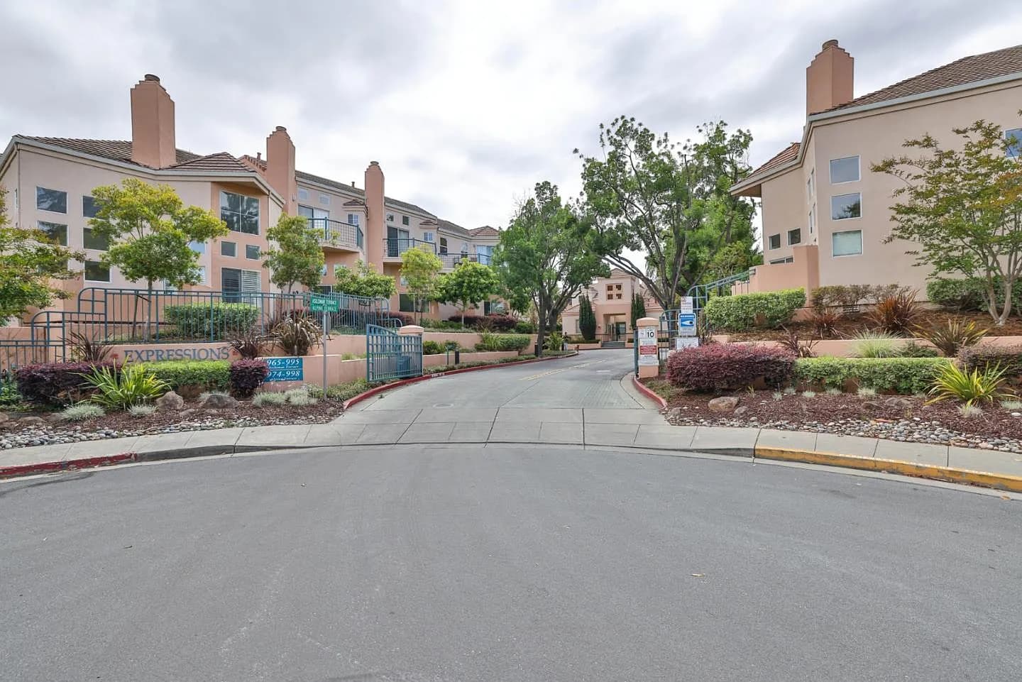 970 Asilomar Ter APT 3, listing photograph 1