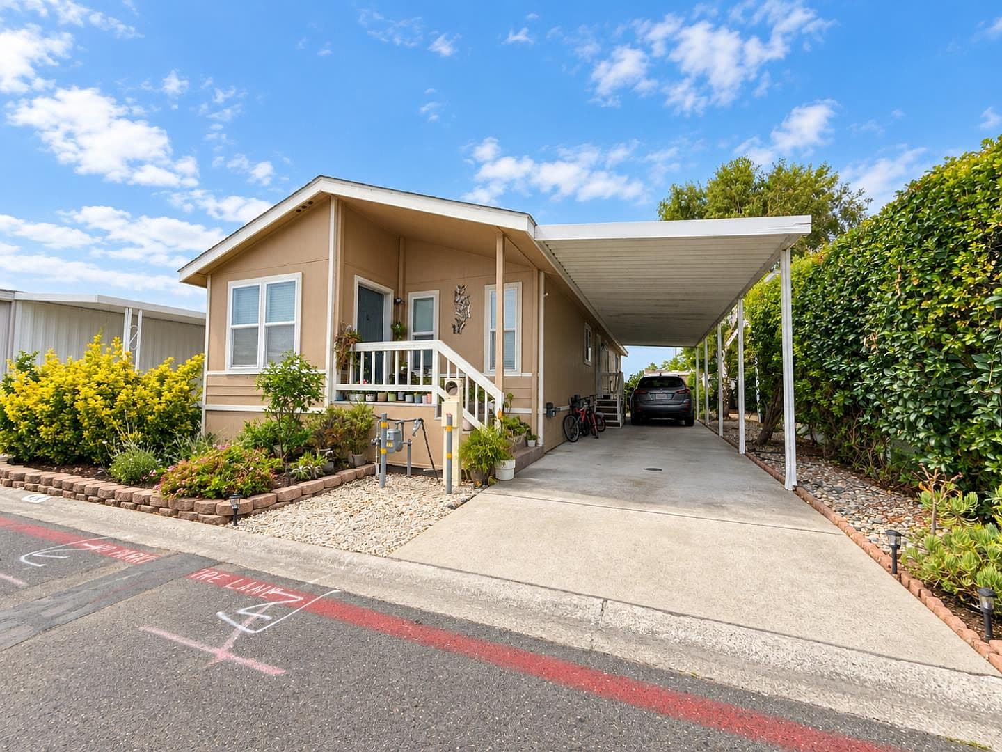 1220 Tasman Dr Spc 414, listing photograph 1