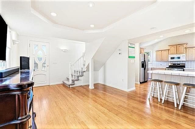430-434 Franklin St, listing photograph 1