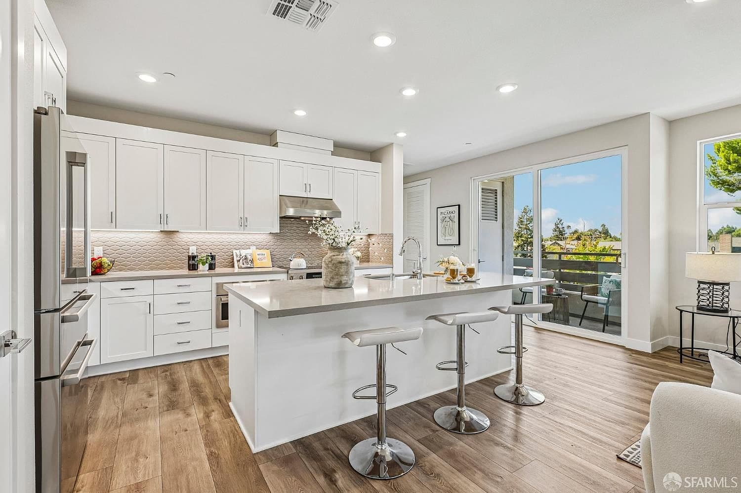 1301 Barbet Cir Unit 2, listing photograph 1
