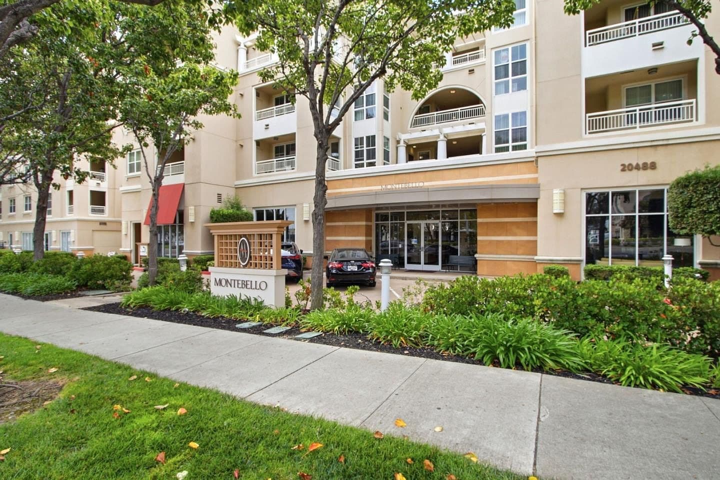20488 Stevens Creek Blvd APT 2211, listing photograph 1