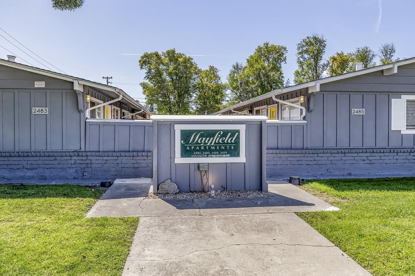 Whitney Mountainview, listing photograph 1