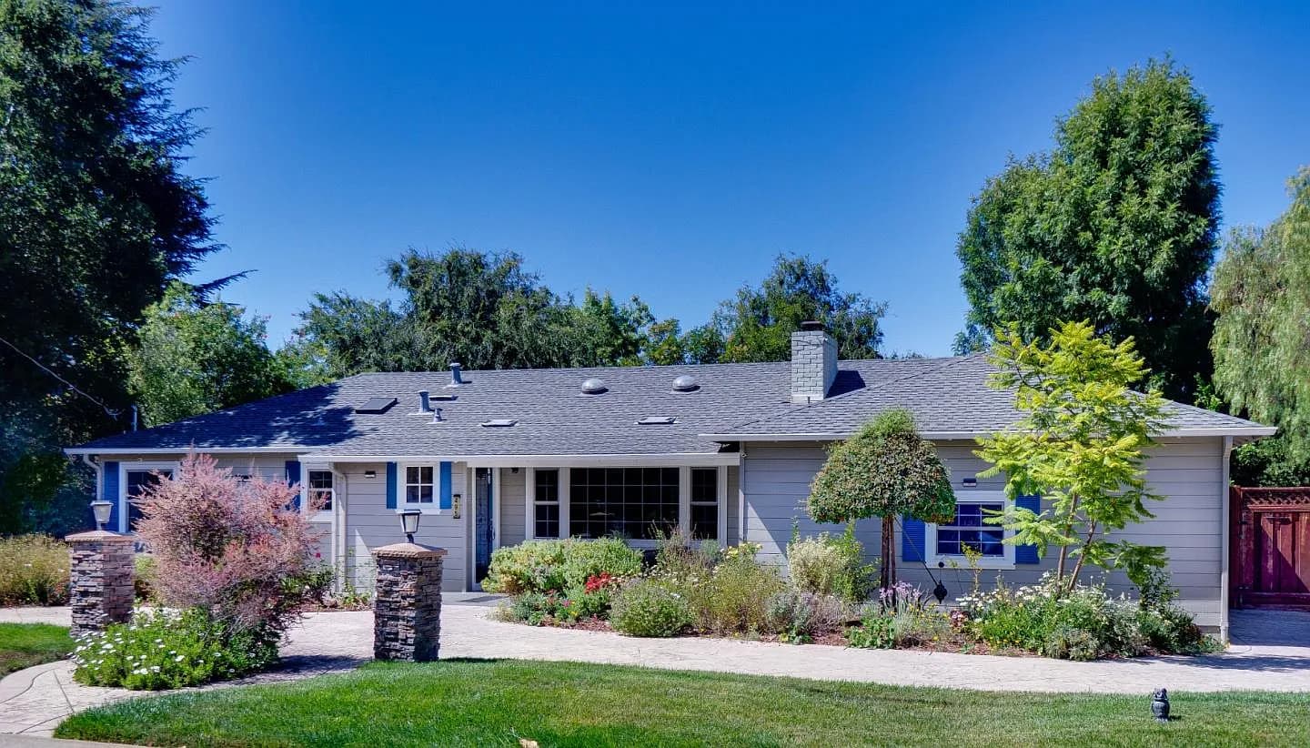 495 Arboleda Dr, listing photograph 1