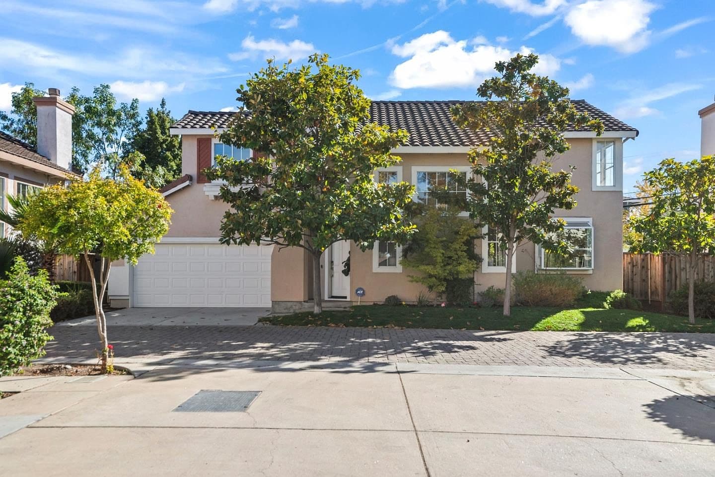 1567 Oak Point Ter, listing photograph 1