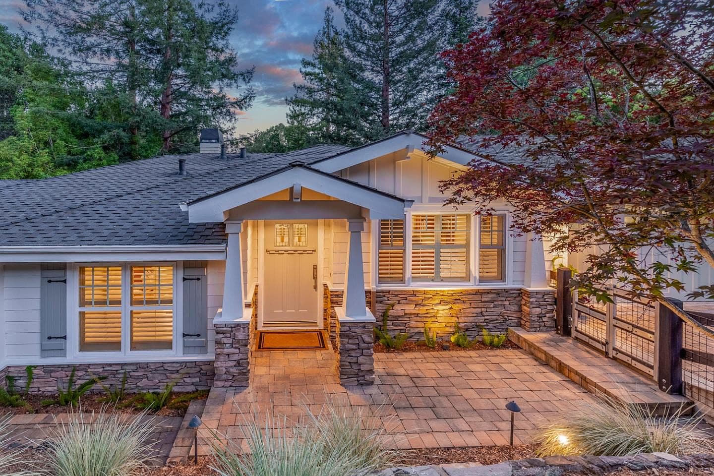 63 Ridge Ct, listing photograph 1