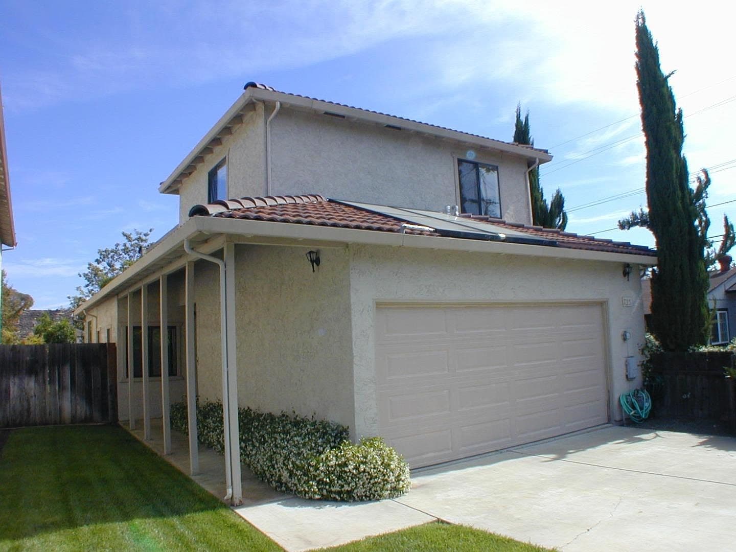735 E Homestead Rd, listing photograph 1