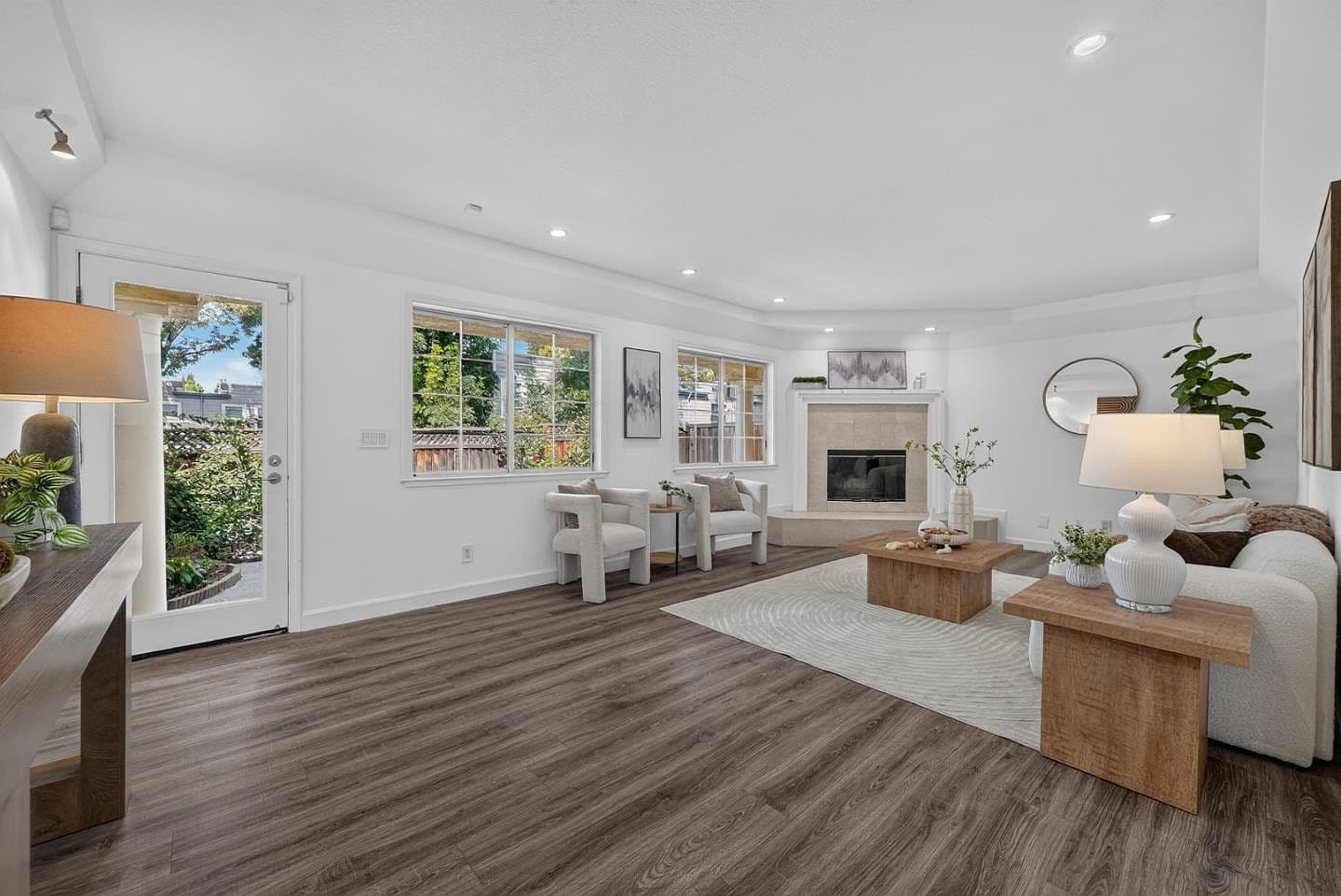 18 Tyrella Ct, listing photograph 1