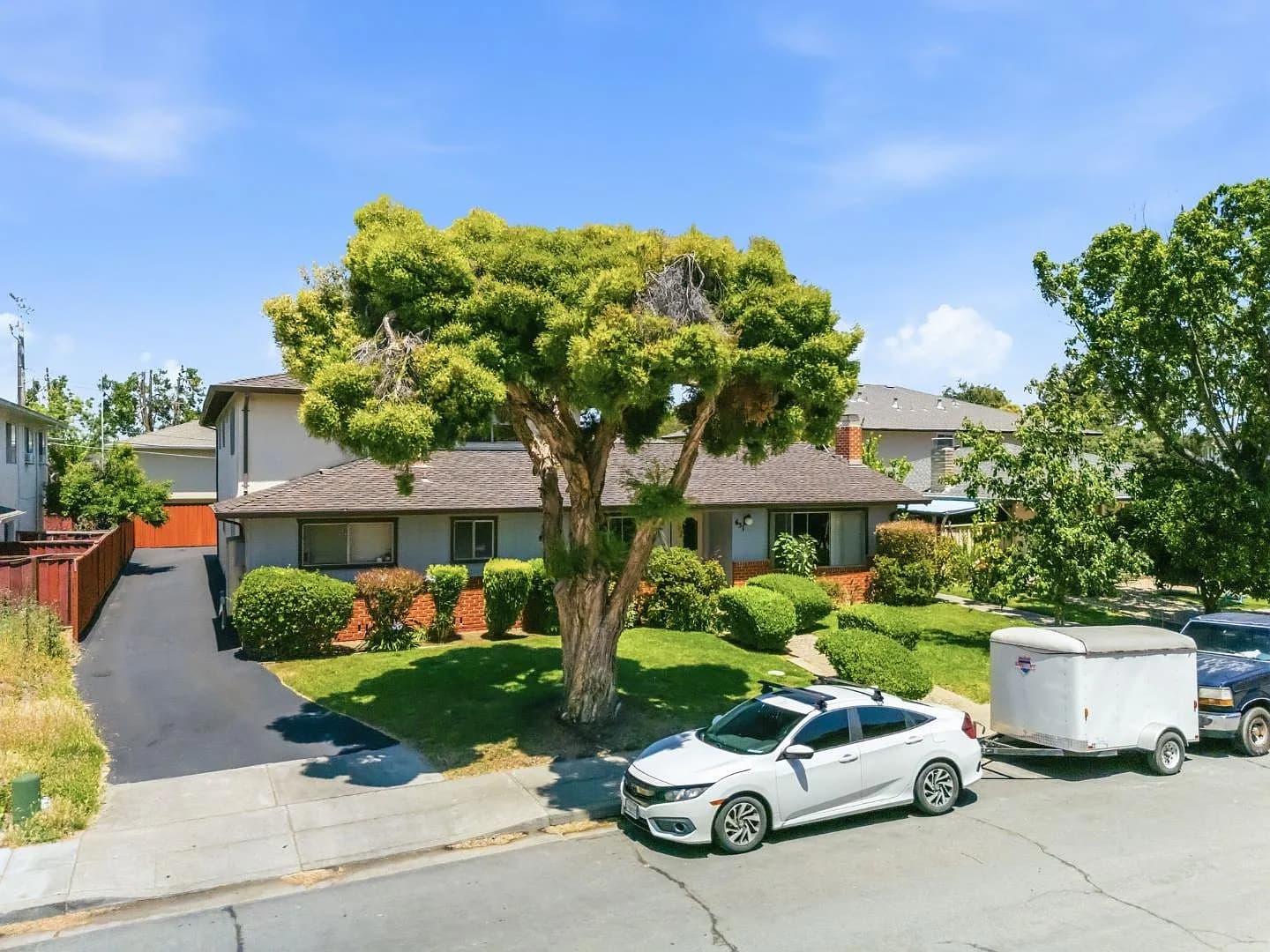651 Belladonna Ct, listing photograph 1